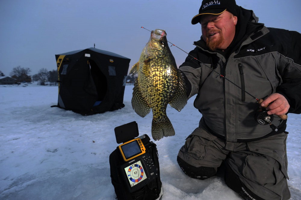 Зимняя рыбалка с видеокамерой